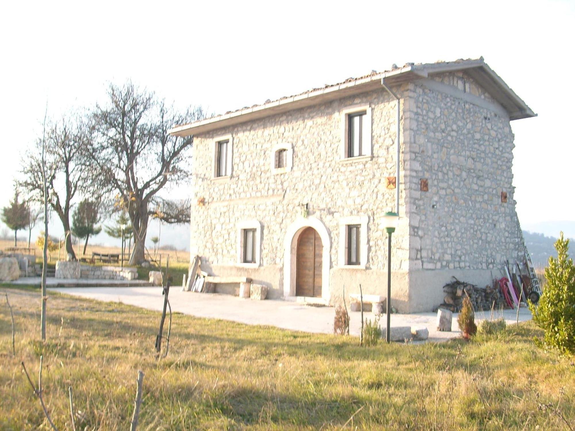 Вилла Casino Tonti Iarussi Forli del Sannio Экстерьер фото